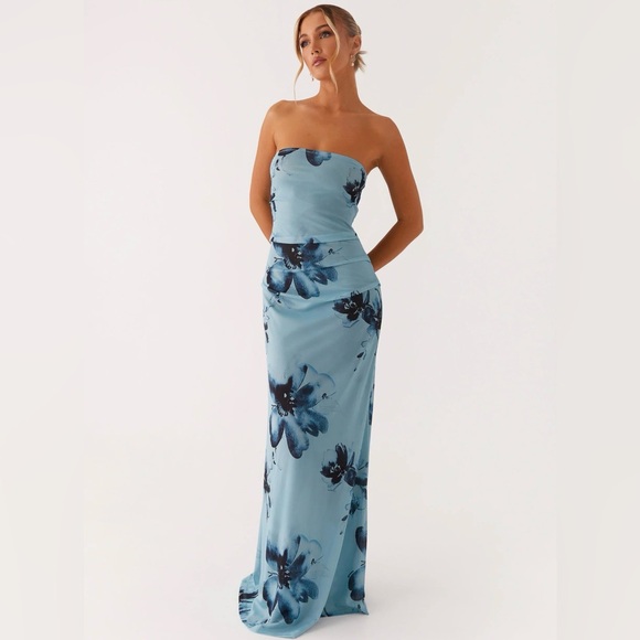 Peppermayo Dresses & Skirts - New Peppermayo Strapless Maxi Dress in Blue with Floral Pattern